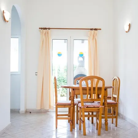 Apartchalet Elvira. F * Son Carrio (Menorca)
